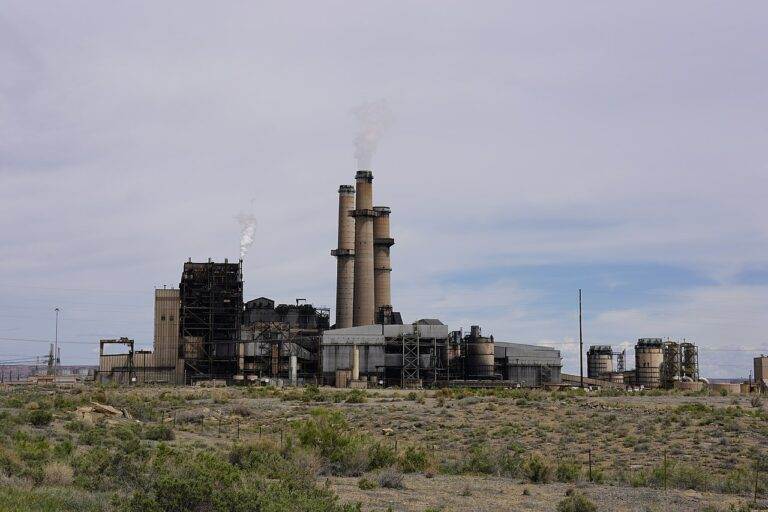 New Mexico solar-storage project breakthroughs as utility continues coal-phase out strategy