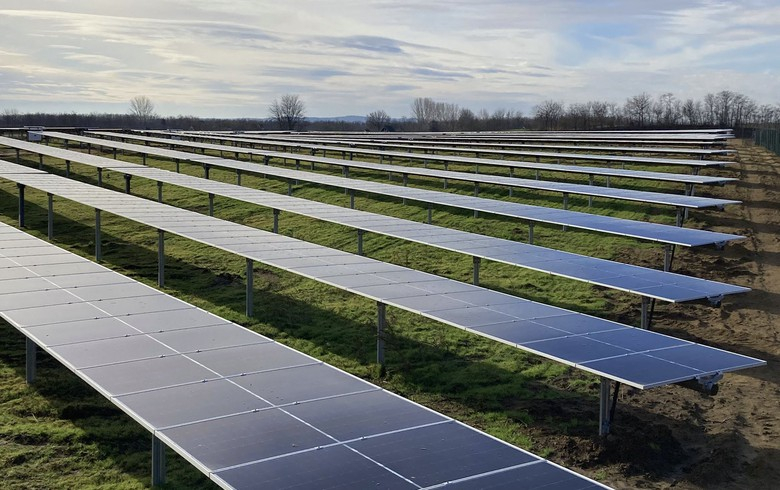 Photon compensations 1.3-MWp merchant solar farm in Hungary