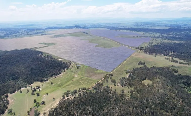 Oz designer reveals 950MW PV-plus-storage plan