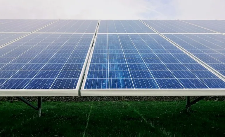 Octopus Renewables trust gets 68MW PV in England