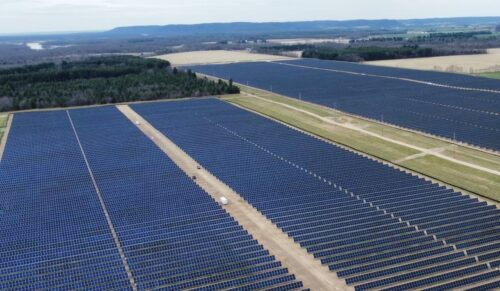 Alliant Energy completes 50-MW union-built solar project in Wisconsin