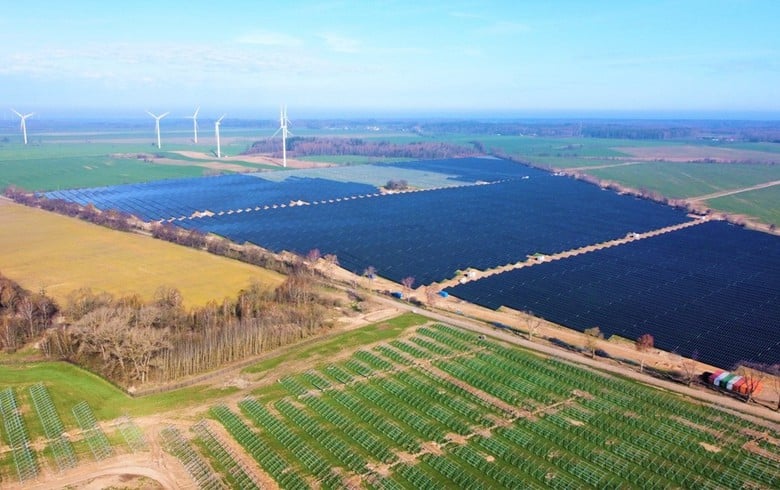 First phase of 290-MW Zwartowo solar park in Poland goes online