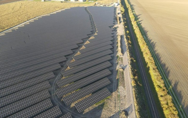 Insufficient capacity delays grid connection for 8.5-MWp solar park in Germany
