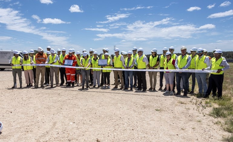 X-ELIO launches 200MW Oz solar farm