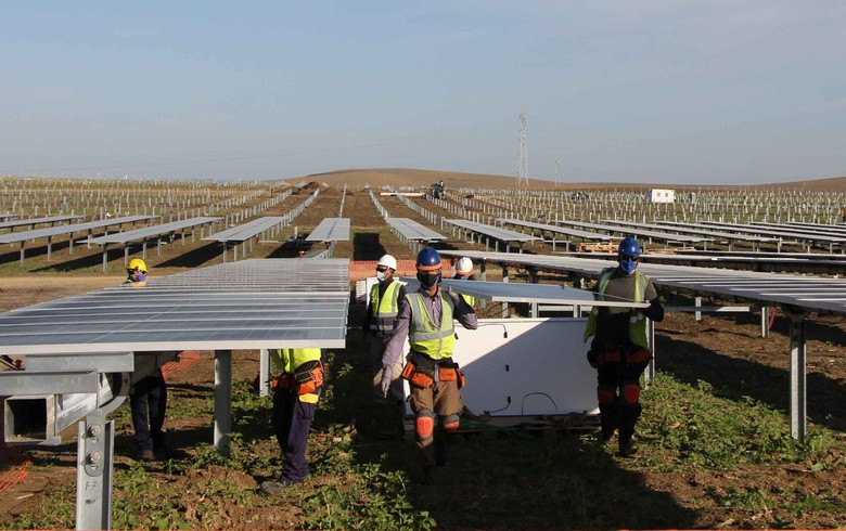 Endesa gets enviro permit for 250-MW solar project in southern Spain