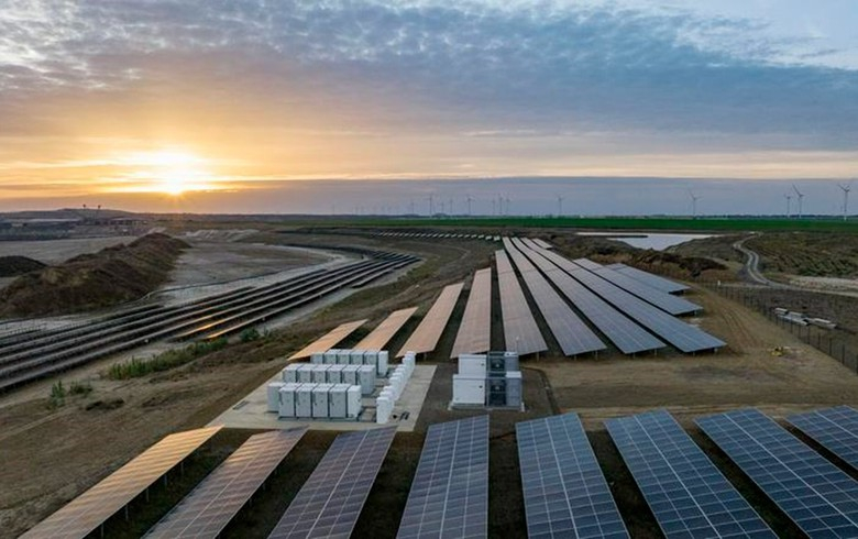 RWE powers up 14.4-MWp solar-plus-storage plant in Rhenish mining area