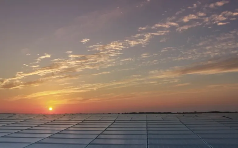 Final panel mounted at 2-GW Al Dhafra solar plant in Abu Dhabi