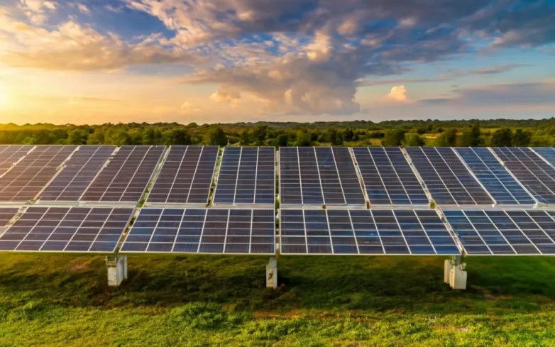El Salvador Wins Kuwait Loan for Solar Farm