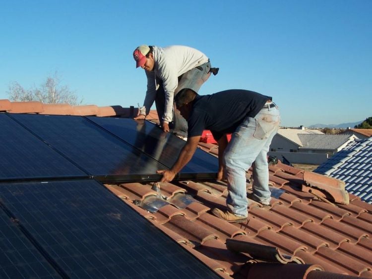 Sunrun and also installer Freedom For life partner on United States residential solar development